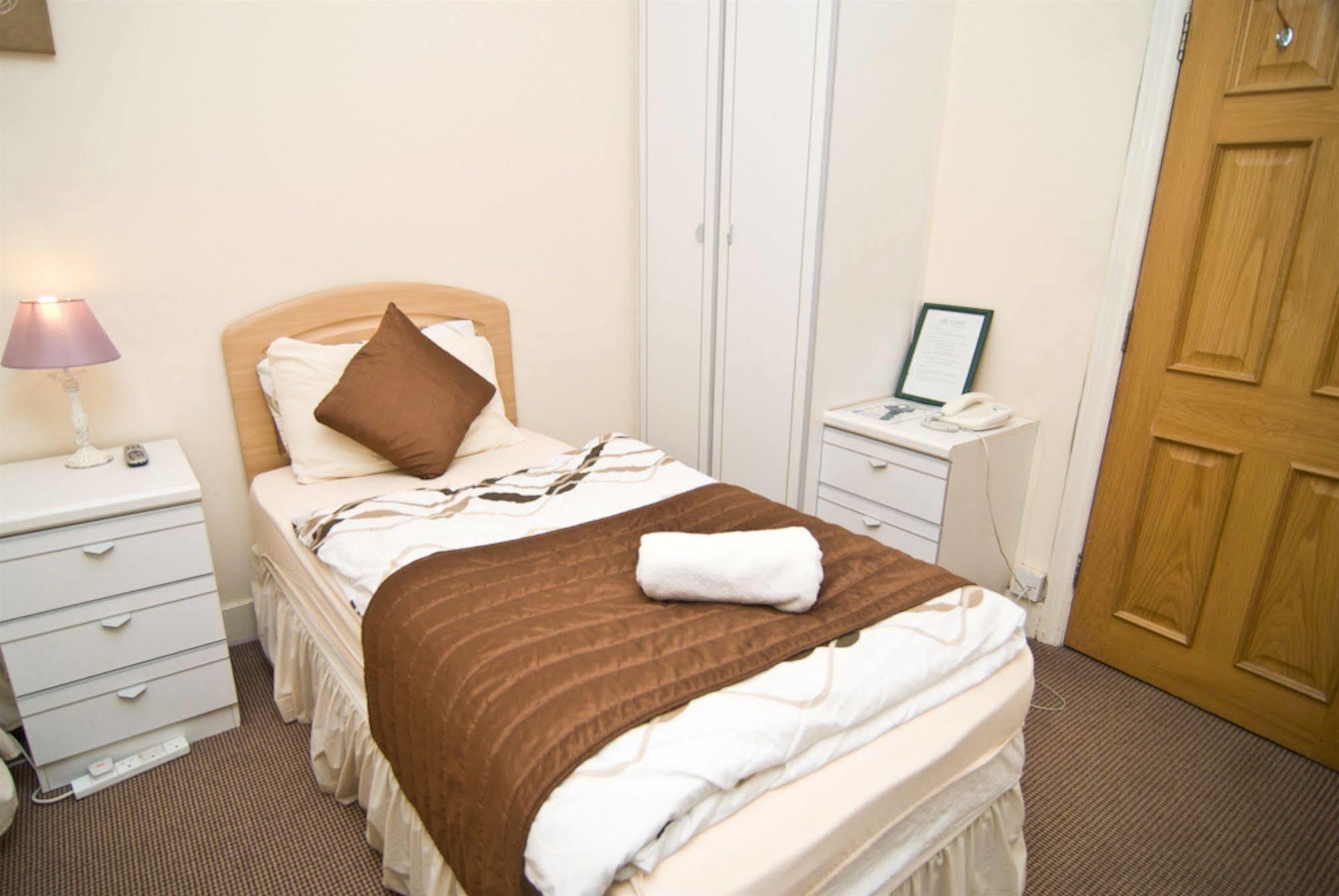 Skylark Guest House Hounslow Extérieur photo