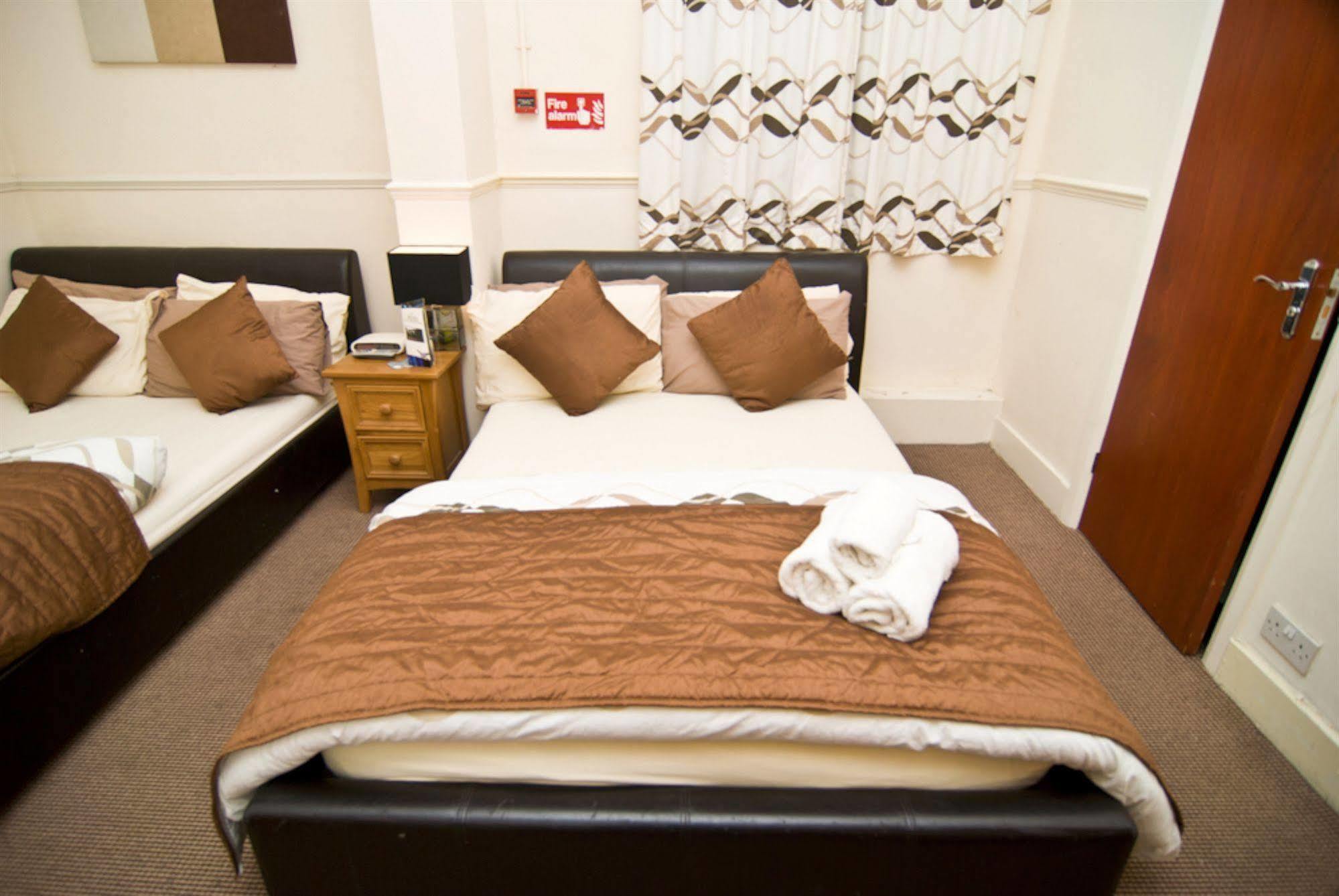 Skylark Guest House Hounslow Extérieur photo